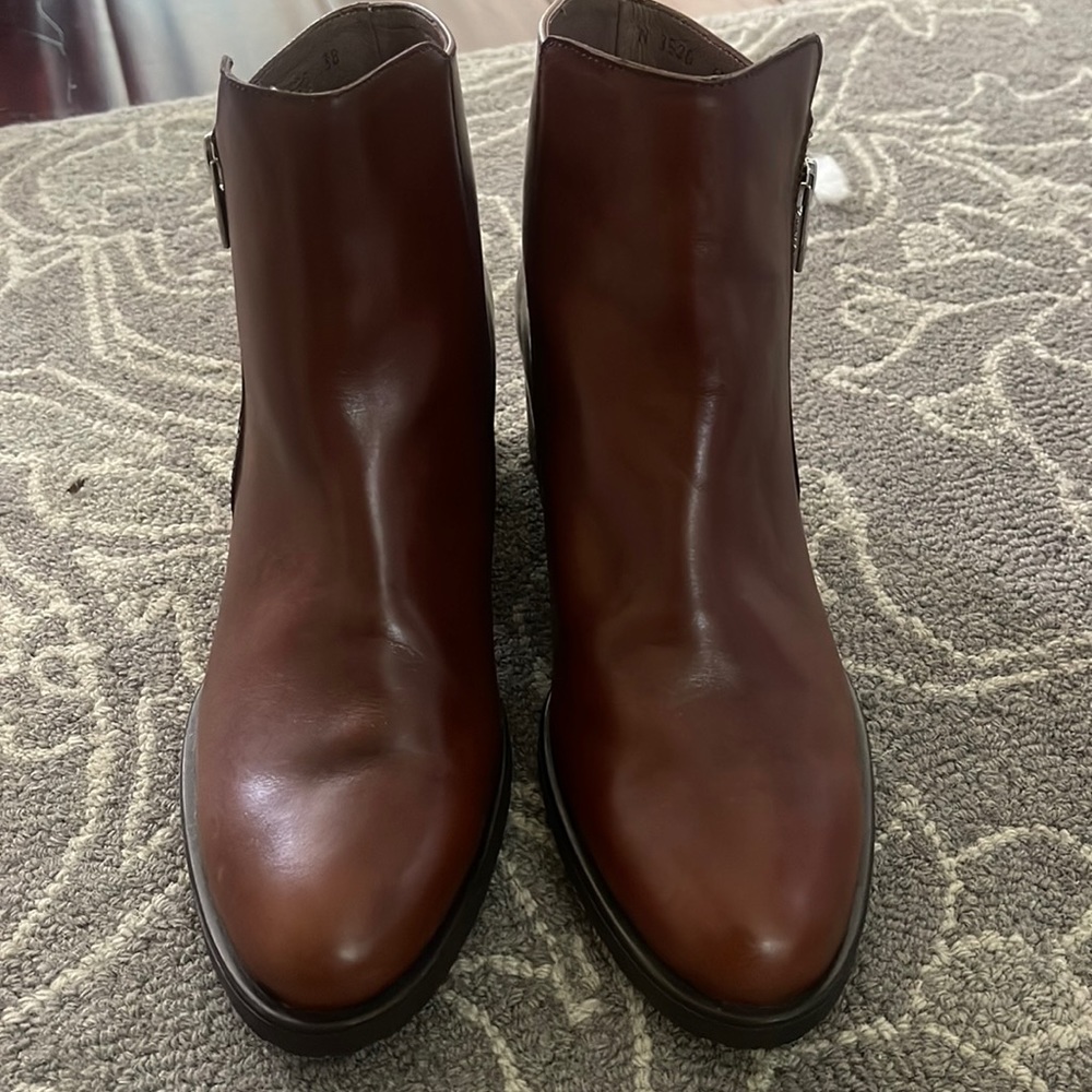 ankle boots